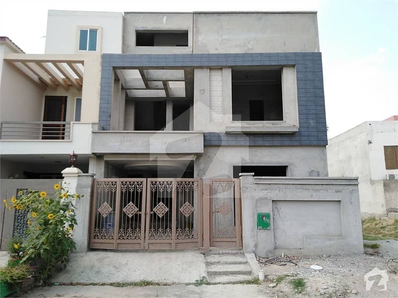 Ideally Located House For Sale In Bahria Nasheman Available