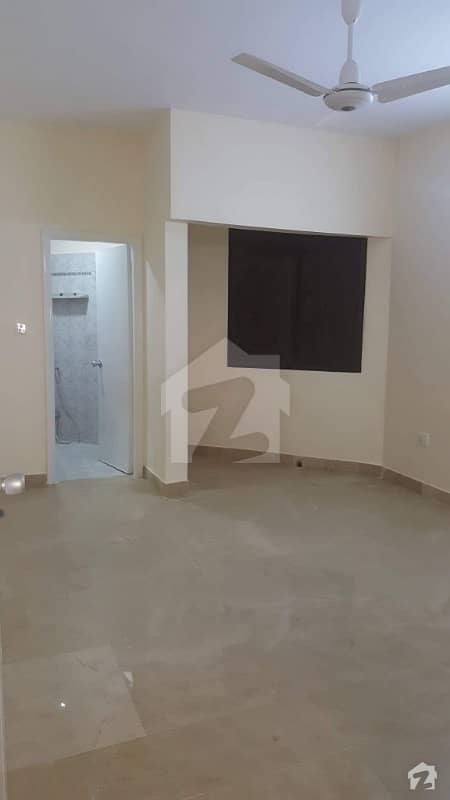 3 BedroomS Apartment Small Nishant near Park available for sale