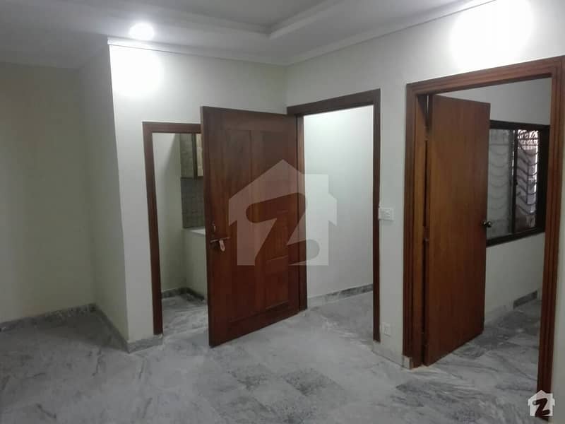 7 Marla House In Sadiqabad For Rent At Good Location