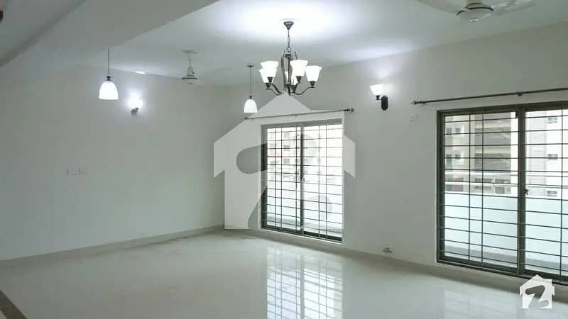 1st Floor Flat In Askari 11 Reasonable Rent For All Type Of Family Size