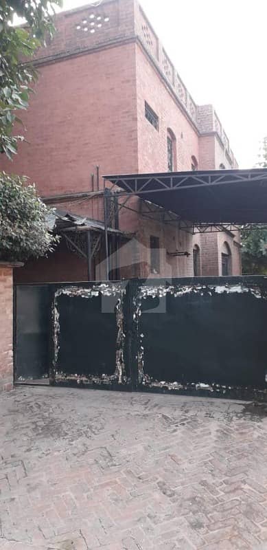 Cavalry Ground Corner Brick House Designed By Architect Masood Khan And Renovated By Kamil Khan Mumtaz 4500 Sq Ft 500 Sq Yards 1 Kanal Cavalry Ground Corner Brick House Designed By Architect Masood Khan And Renovated By Kamil Khan Mumtaz 4500 Sq Ft 500 Sq Yards 1 Kanal