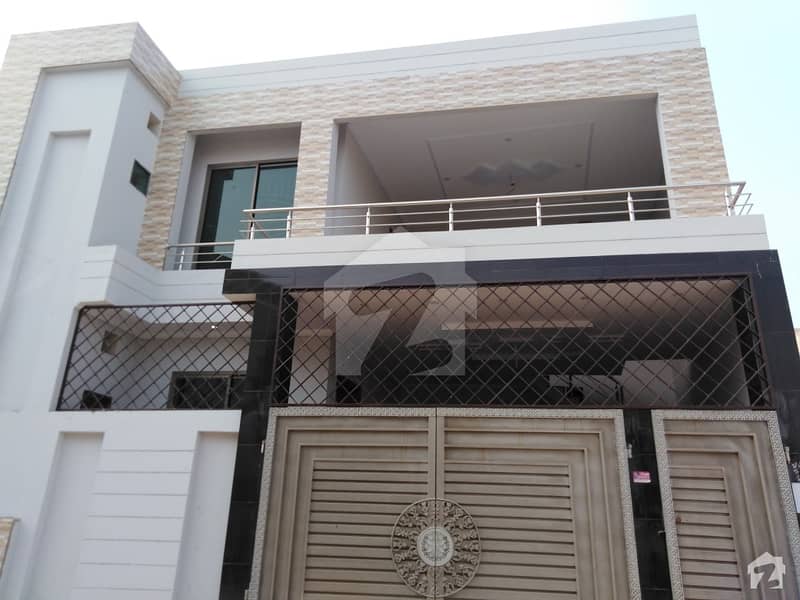 علامہ اقبال ایونیو جہانگی والا روڈ بہاولپور میں 4 کمروں کا 7 مرلہ مکان 1.25 کروڑ میں برائے فروخت۔