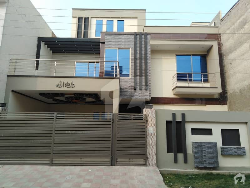 2250  Square Feet House In Shadman City For Sale