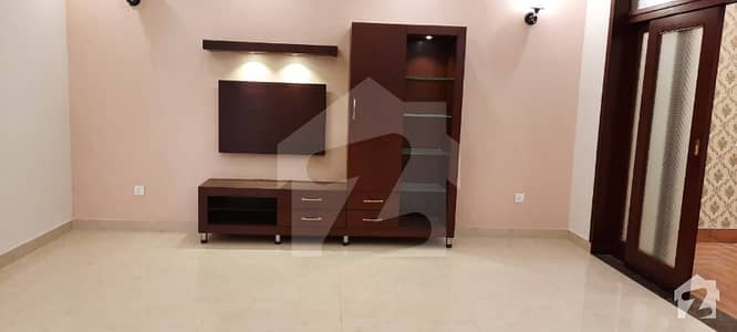 10 Marla Houses For Sale In Bahria Town Lahore Zameen Com