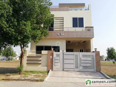 Brand New House Available For Sale Brand New House Available For Sale