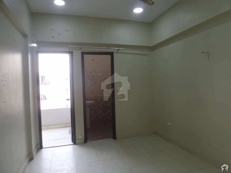 Defence View Society Flat Sized 1400  Square Feet For Sale