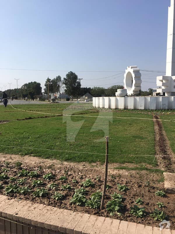 Facing Park Corner Plot Available For Sale In Ipe Town