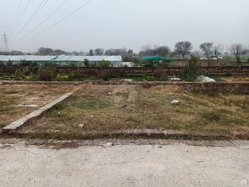 Commercial Plot Sized 2 Marla Is Available For Sale In Gujrat Bypass