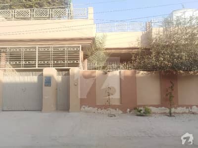 سیٹیلائیٹ ٹاؤن بہاولپور میں 3 کمروں کا 10 مرلہ مکان 1.3 کروڑ میں برائے فروخت۔ سیٹیلائیٹ ٹاؤن بہاولپور میں 3 کمروں کا 10 مرلہ مکان 1.3 کروڑ میں برائے فروخت۔