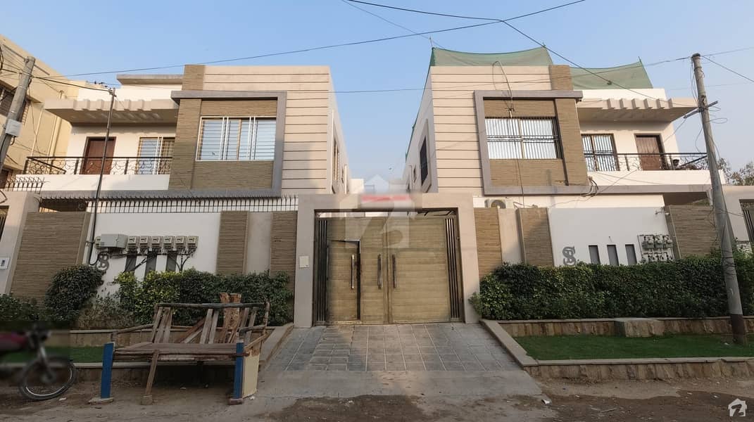 165 Square Yards House Available For Sale In Jamshed Town