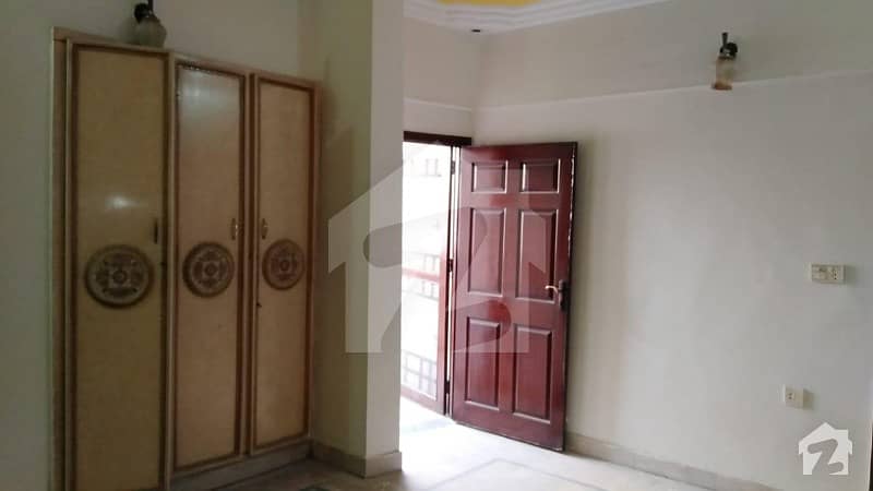 1st Floor Flat Available for Sale in Gulshan e iqbal block 13 d-1