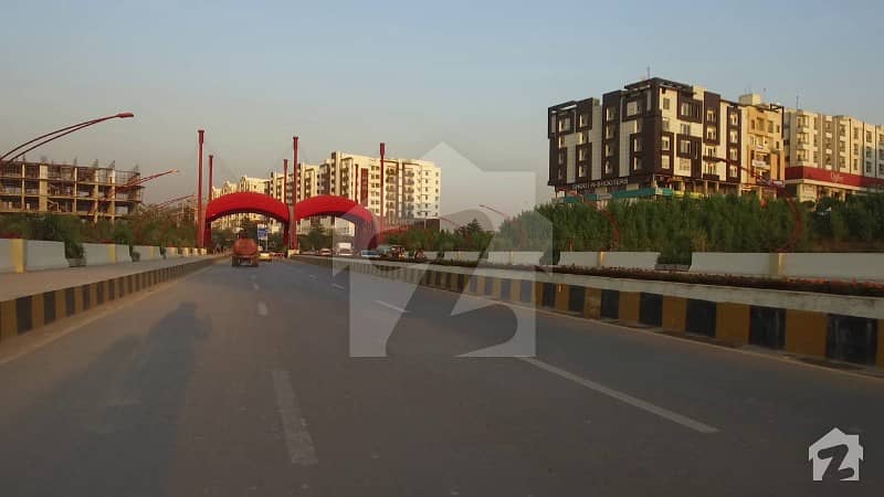 8.9 Marla Commercial Plot In Gulberg For Sale