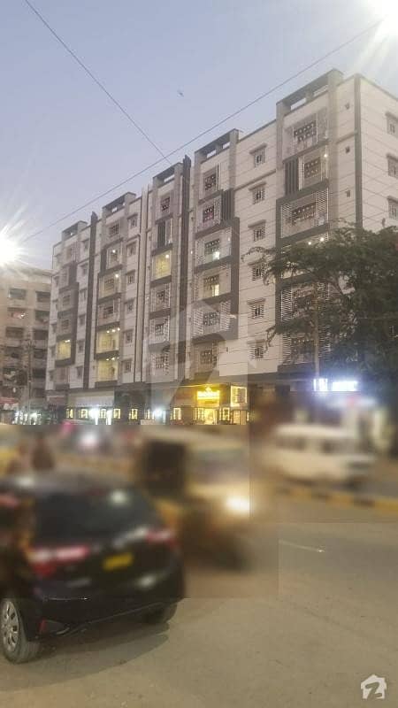 نشتر روڈ (لارنس روڈ) کراچی میں 3 کمروں کا 7 مرلہ فلیٹ 2.35 کروڑ میں برائے فروخت۔
