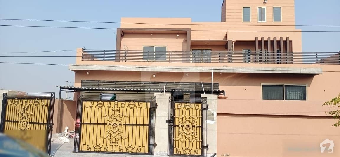 چنار باغ ۔ شاہین بلاک چنار باغ لاہور میں 4 کمروں کا 1 کنال مکان 2.1 کروڑ میں برائے فروخت۔