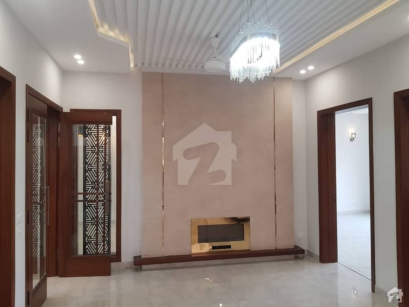 10 Marla House Available For Sale In DHA Defence