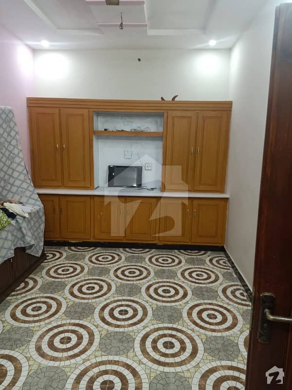 درمنگی ورسک روڈ پشاور میں 6 کمروں کا 5 مرلہ مکان 1.2 کروڑ میں برائے فروخت۔