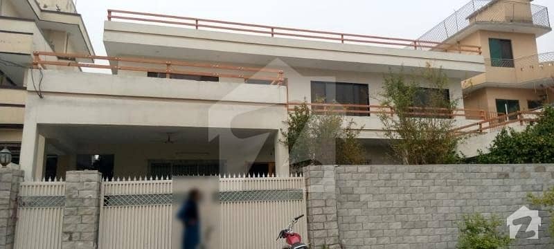 One Kanal Full House For Rent In Police Foundation Islamabad. Residential And Commercial Both Purpose Available For Rent.