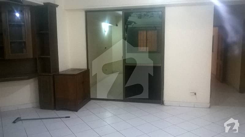 To Sale You Can Find Spacious Flat In G-7