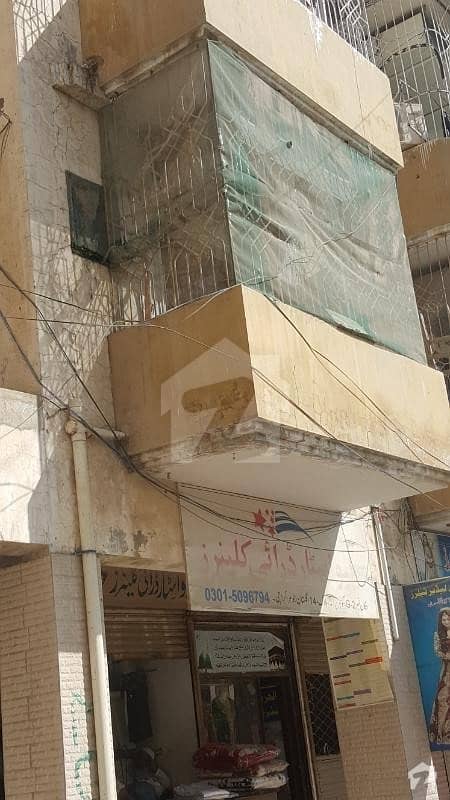 گلستانِِ جوہر ۔ بلاک 14 گلستانِ جوہر کراچی میں 2 کمروں کا 3 مرلہ فلیٹ 49 لاکھ میں برائے فروخت۔