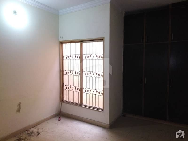 10 Marla Upper Portion For Rent In Beautiful Model Town