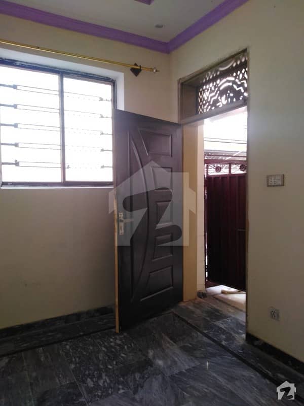 کینٹ ویو کالونی میسرائل روڈ راولپنڈی میں 5 کمروں کا 7 مرلہ مکان 1.2 کروڑ میں برائے فروخت۔