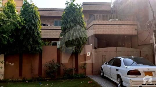 پی سی ایس آئی آر سٹاف کالونی - بلاک اے پی سی ایس آئی آر سٹاف کالونی لاہور میں 2 کمروں کا 112.5 کنال مکان 30 ہزار میں کرایہ پر دستیاب ہے۔
