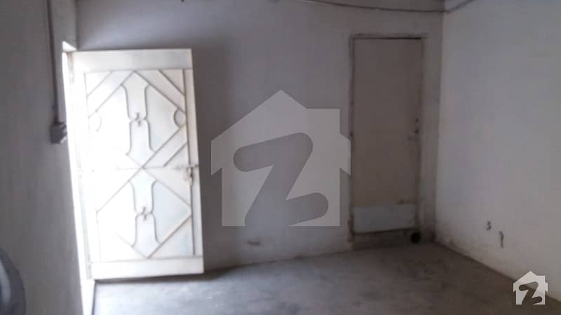 300  Square Feet Penthouse In Mehmoodabad For Rent