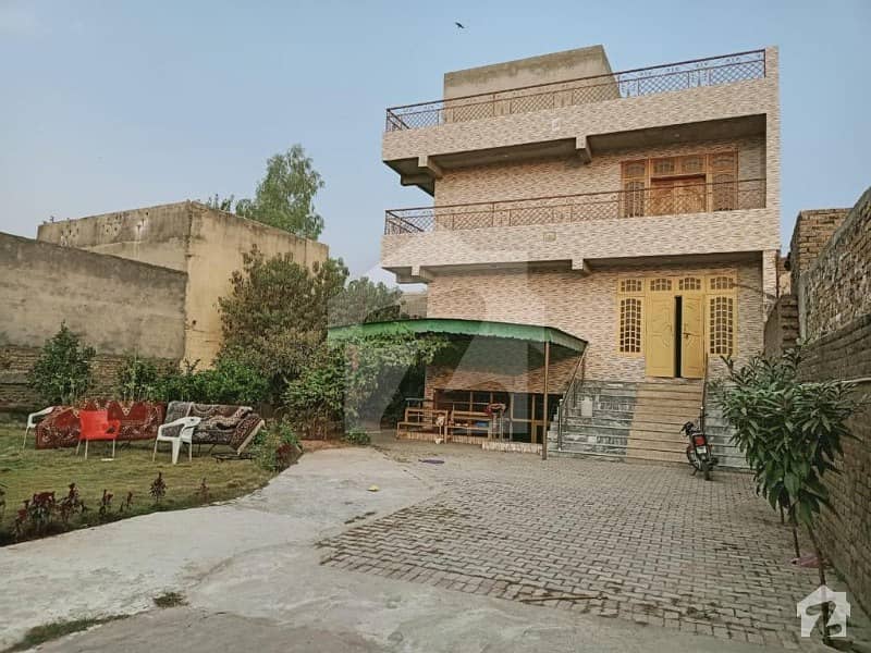 2 Kanal Farm House For Sale On Excellent Location 2 Kanal Farm House For Sale On Excellent Location