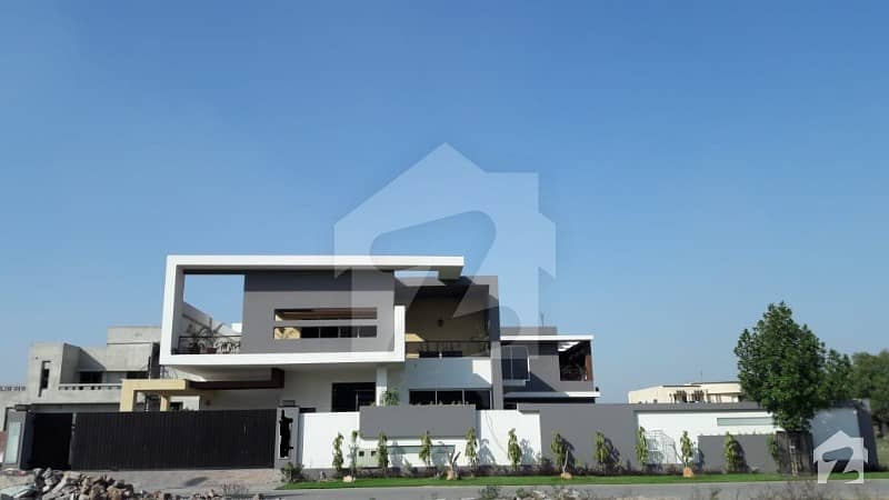2 Kanal Designer Bungalow Available For Rent
