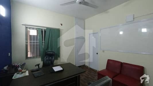 Commercial Office For Sale Facing Main Boulevard Kfc Rental Value 40000