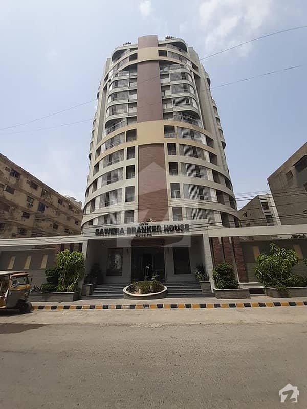 کلفٹن ۔ بلاک 3 کلفٹن کراچی میں 4 کمروں کا 12 مرلہ فلیٹ 8 کروڑ میں برائے فروخت۔