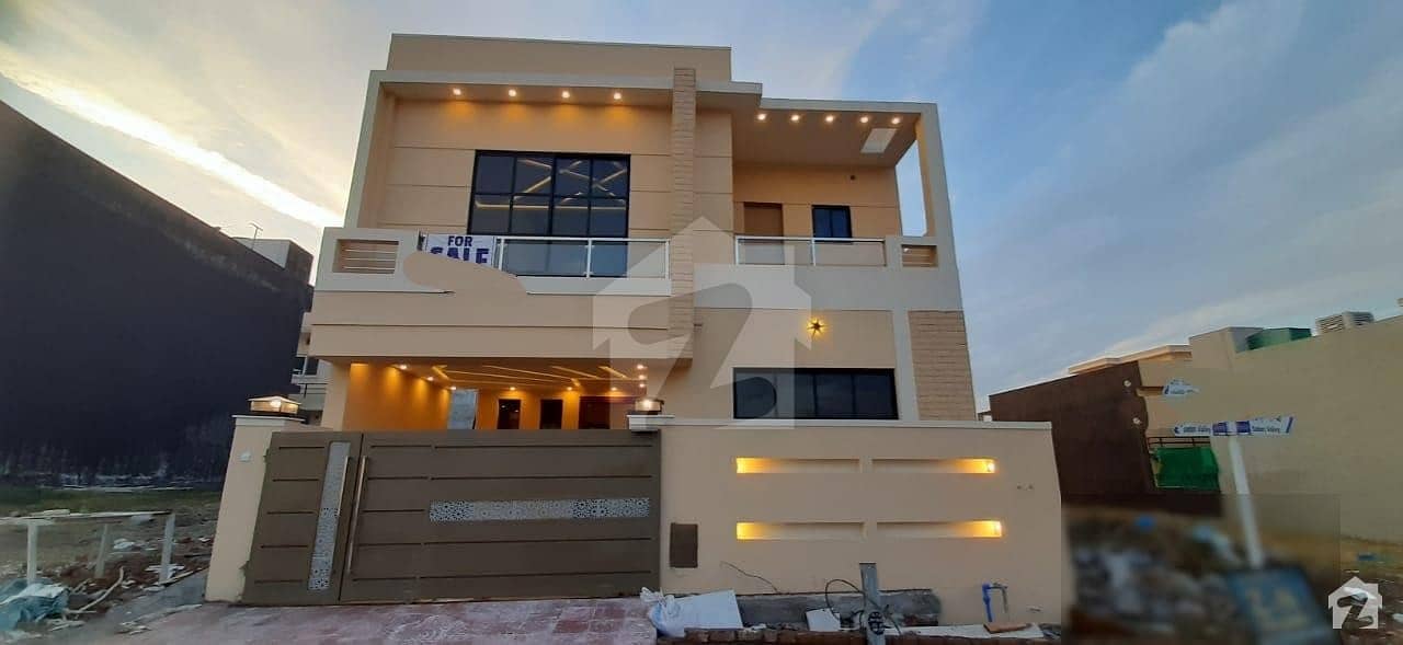 Bahria town Phase 8 safari valley 7 marla park face designer and luxury house on investor rate its dream house in low budget