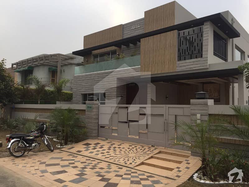 2 Kanal Stunning Beautiful Bungalow With 1 Kanal Big Lawn For Sale In Dha Lahore Phase 4