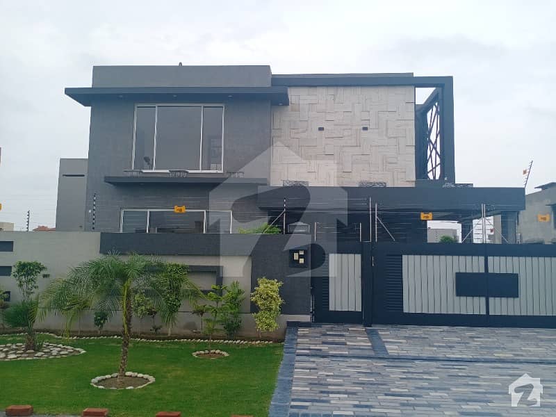 Brand New Luxury Villa Is Available For Sale