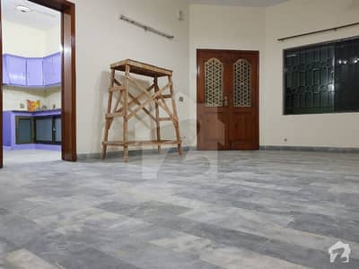 ڈی ایچ اے فیز 2 - بلاک یو فیز 2 ڈیفنس (ڈی ایچ اے) لاہور میں 3 کمروں کا 1 کنال زیریں پورشن 75 ہزار میں کرایہ پر دستیاب ہے۔ ڈی ایچ اے فیز 2 - بلاک یو فیز 2 ڈیفنس (ڈی ایچ اے) لاہور میں 3 کمروں کا 1 کنال زیریں پورشن 75 ہزار میں کرایہ پر دستیاب ہے۔