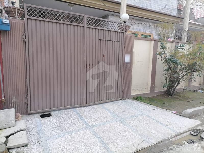 In Sheikh Maltoon Town 1575  Square Feet House For Sale