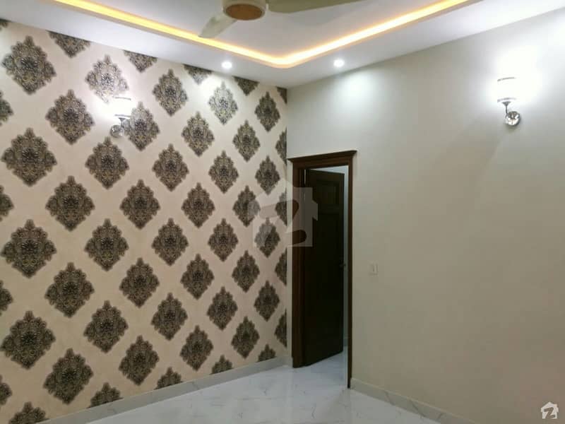 ملٹری اکاؤنٹس ہاؤسنگ سوسائٹی لاہور میں 5 کمروں کا 8 مرلہ مکان 1.6 کروڑ میں برائے فروخت۔