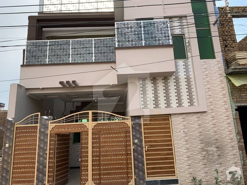 ورسک روڈ پشاور میں 6 کمروں کا 4 مرلہ مکان 95 لاکھ میں برائے فروخت۔
