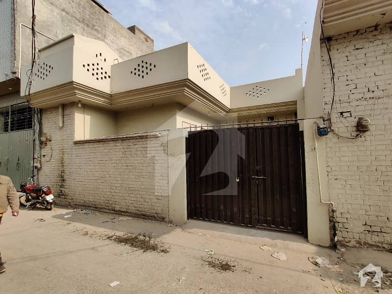 بیدیاں روڈ لاہور میں 2 کمروں کا 7 مرلہ مکان 20 ہزار میں کرایہ پر دستیاب ہے۔