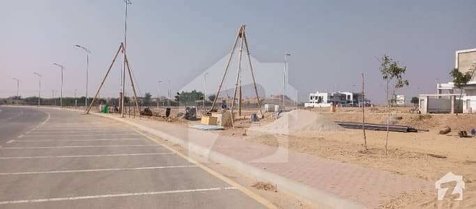 Under Construction Shop Fore Sale On Instalment In Bahria Town Karachi