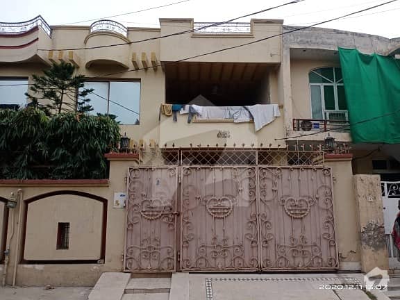 مصطفیٰ ٹاؤن لاہور میں 4 کمروں کا 15 مرلہ مکان 2.6 کروڑ میں برائے فروخت۔