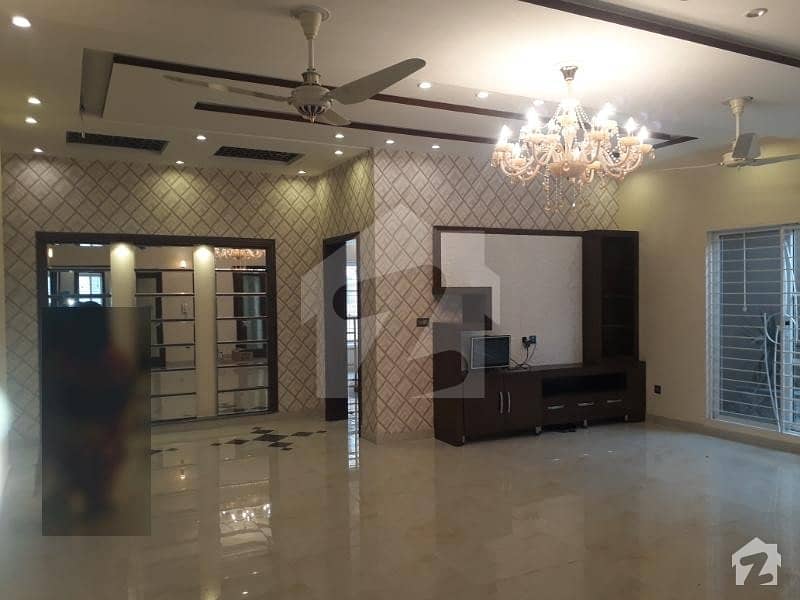 واپڈا ٹاؤن فیز 1 واپڈا ٹاؤن لاہور میں 6 کمروں کا 1 کنال مکان 4.9 کروڑ میں برائے فروخت۔