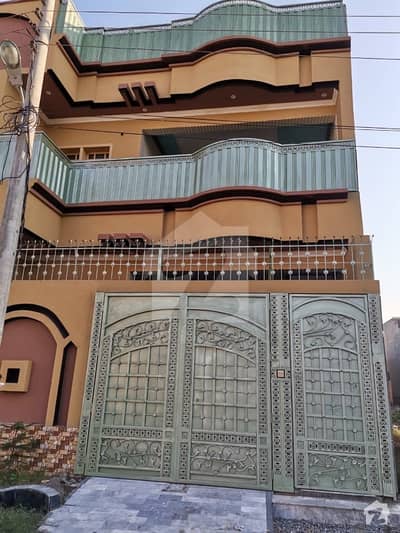 زنتارا چارسدہ روڈ پشاور میں 8 کمروں کا 7 مرلہ مکان 1.65 کروڑ میں برائے فروخت۔