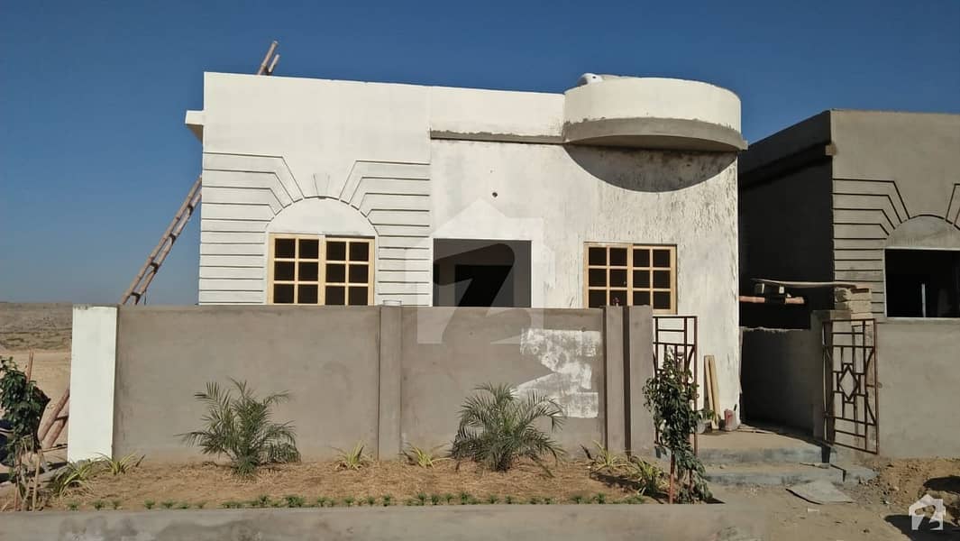 نوری آباد کراچی میں 3 کمروں کا 5 مرلہ مکان 15 لاکھ میں برائے فروخت۔