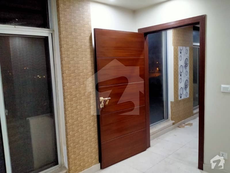 500 Square Feet Flat Is Available In Bahria Town