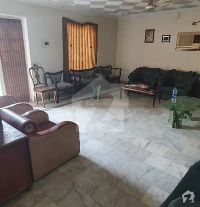 سَچل کالونی لاڑکانہ میں 6 کمروں کا 13 مرلہ مکان 5.5 کروڑ میں برائے فروخت۔ سَچل کالونی لاڑکانہ میں 6 کمروں کا 13 مرلہ مکان 5.5 کروڑ میں برائے فروخت۔