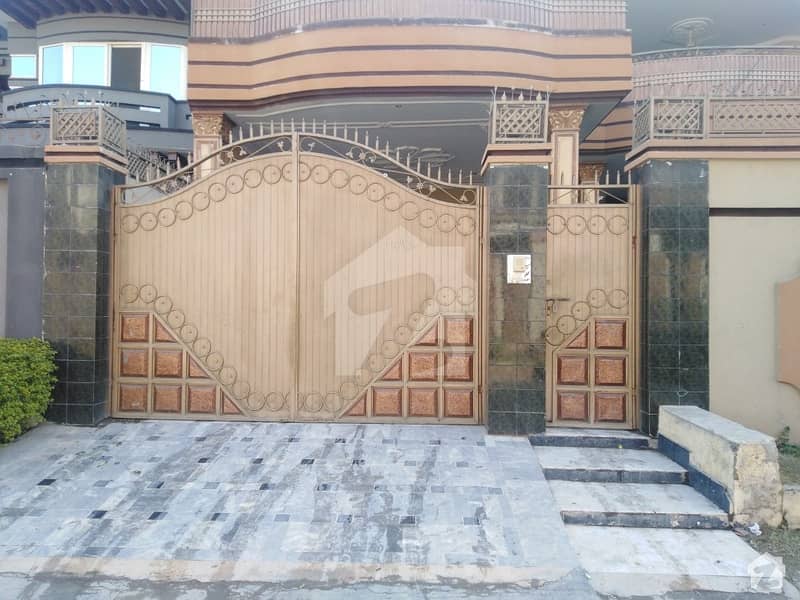 حیات آباد فیز 7 - ای7 حیات آباد فیز 7 حیات آباد پشاور میں 10 کمروں کا 1 کنال مکان 6.5 کروڑ میں برائے فروخت۔