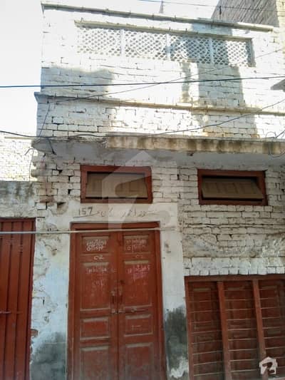 محسن نقوی روڈ ڈیرہ غازی خان میں 4 کمروں کا 5 مرلہ مکان 70 لاکھ میں برائے فروخت۔