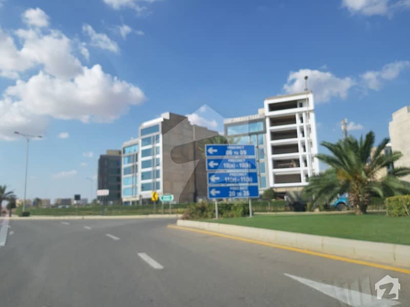 بحریہ مڈوے کمرشل بحریہ ٹاؤن کراچی کراچی میں 3 مرلہ دفتر 75 لاکھ میں برائے فروخت۔
