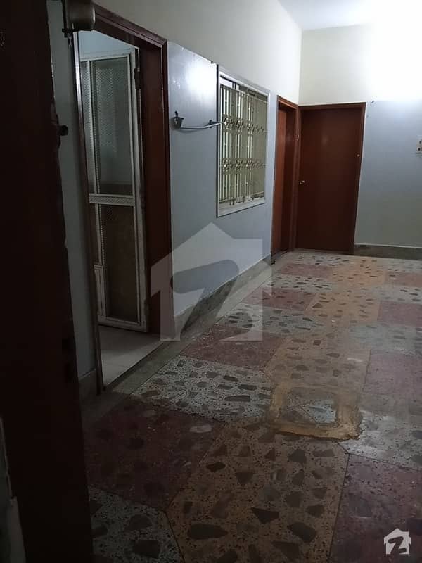 1292  Square Feet Lower Portion Ideally Situated In Sakhi Hassan Chowrangi